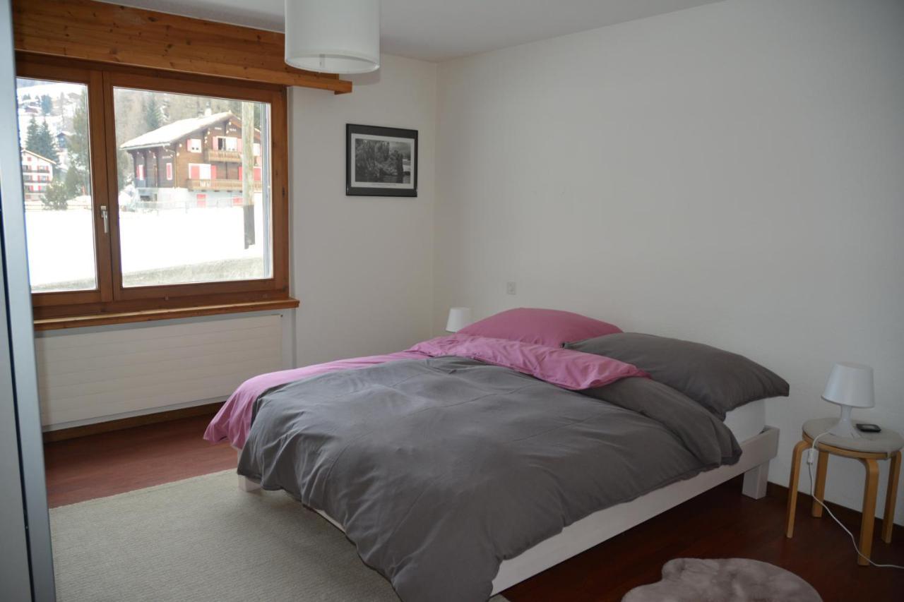 Appartement Haus Valaisia - Randa Bei Zermatt Extérieur photo